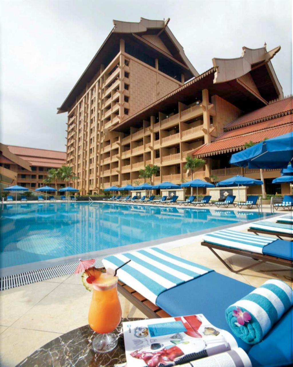 Hotel Royale Chulan 5*