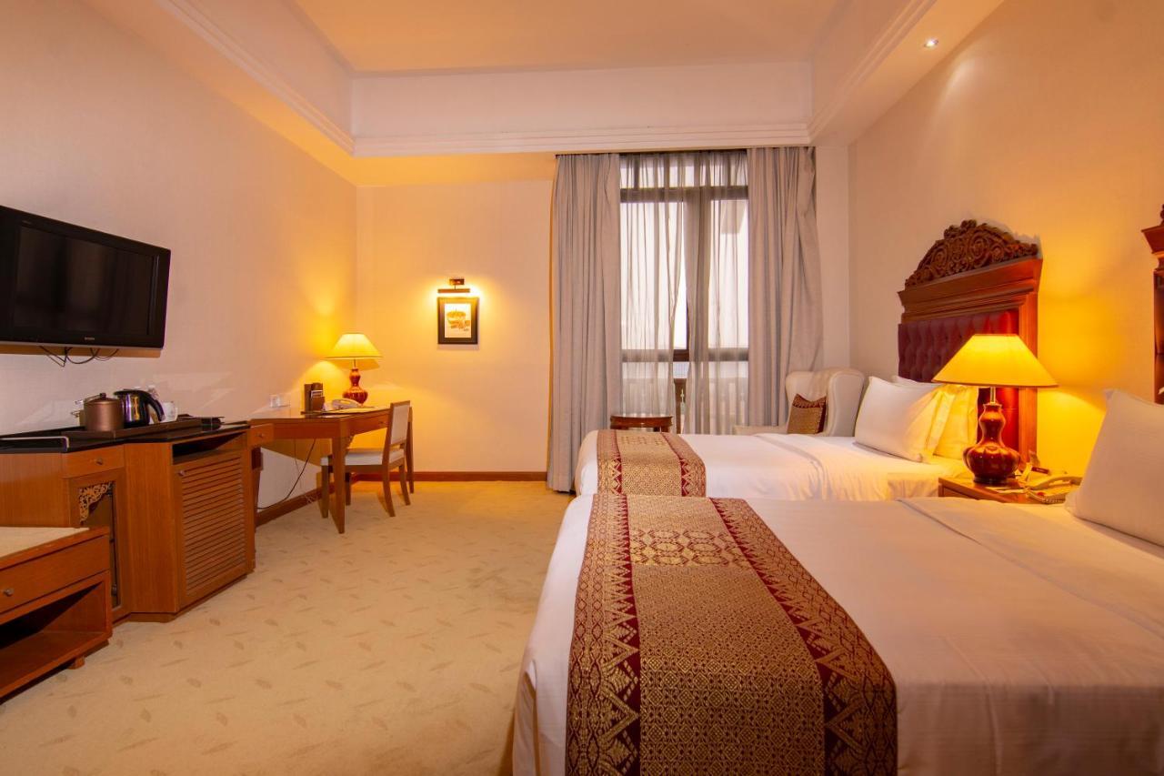 Royale Chulan Hotel